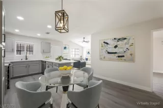 Photo #2: 2540025 Listing