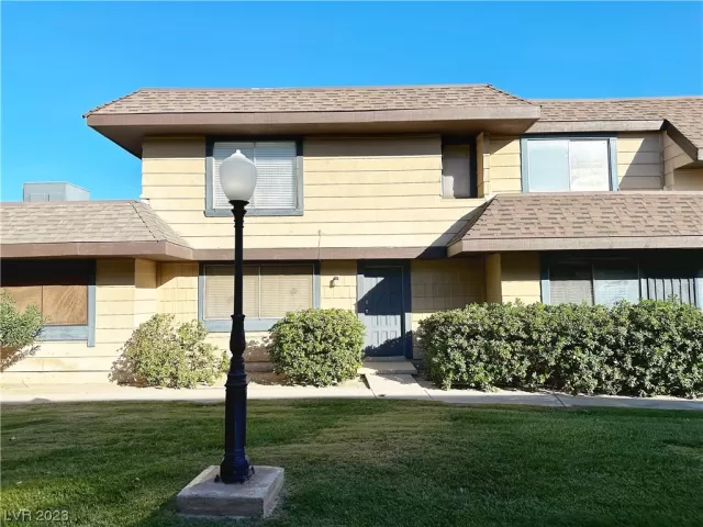 MLS: 2540028 Condo For Sale