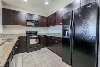Photo #6: 2540048 Listing 