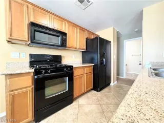 Photo #4: 2540097 Listing 