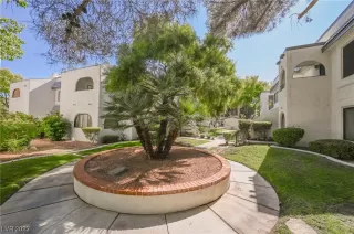 Photo #3: 2540123 Listing 