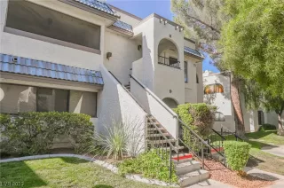 Photo #5: 2540123 Listing 