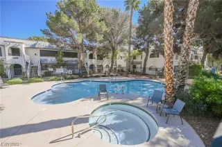 Photo #6: 2540123 Listing 