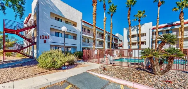 MLS: 2540199 Condo For Sale