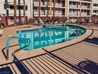 Photo #2: 2540199 Listing 