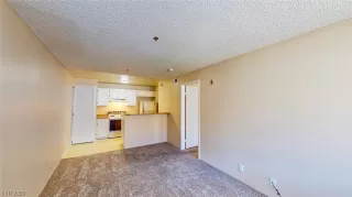 Photo #4: 2540199 Listing 