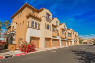 Photo #2: 2540234 Listing 