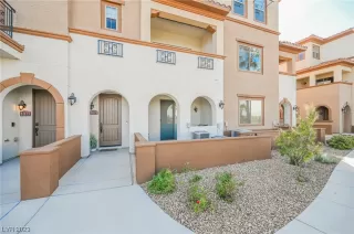 Photo #4: 2540234 Listing 