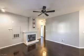 Photo #5: 2540269 Listing 