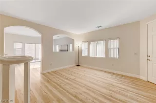 Photo #6: 2540274 Listing 