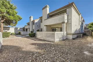 Photo #1: 2540275 Listing 