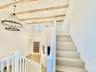 Photo #5: 2540280 Listing 