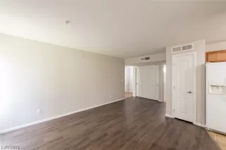 Photo #3: 2540318 Listing 