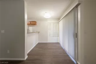 Photo #4: 2540318 Listing 