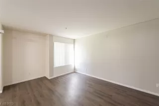 Photo #5: 2540318 Listing 