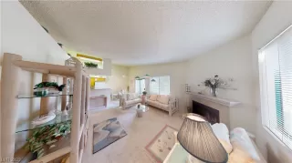 Photo #4: 2540334 Listing