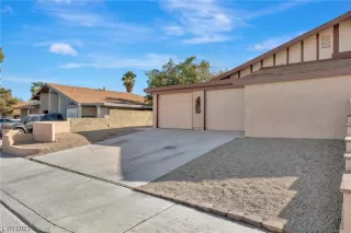 Photo #4: 2540342 Listing