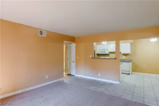 Photo #4: 2540361 Listing 