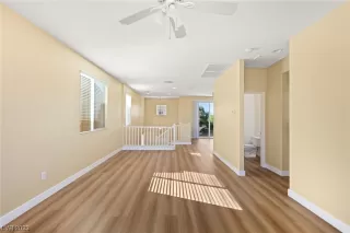 Photo #5: 2540379 Listing