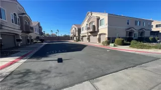 Photo #1: 2540408 Listing 