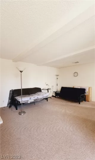 Photo #6: 2540419 Listing