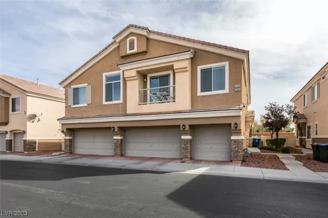 MLS: 2540447 Condo For Sale