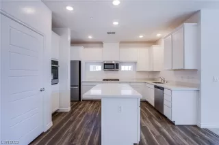 Photo #3: 2540450 Listing 