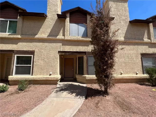 MLS: 2540456 Condo For Sale