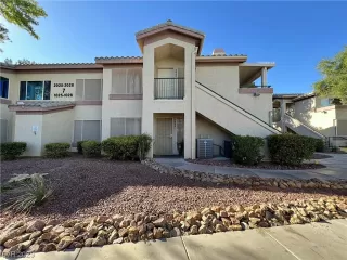 Photo #1: 2540459 Listing