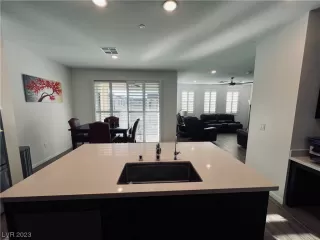 Photo #4: 2540516 Listing 