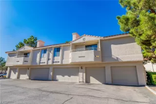 Photo #1: 2540539 Listing