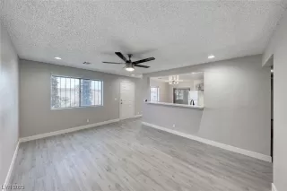 Photo #4: 2540554 Listing