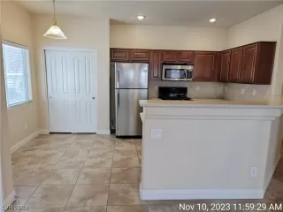 Photo #5: 2540577 Listing 