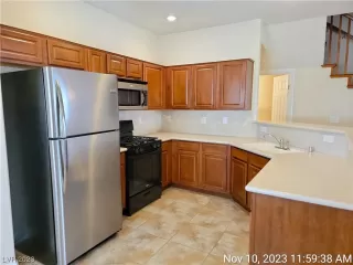 Photo #6: 2540577 Listing 