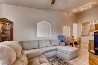 Photo #1: 2540587 Listing