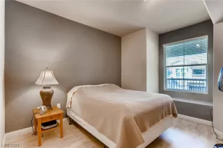 Photo #6: 2540587 Listing