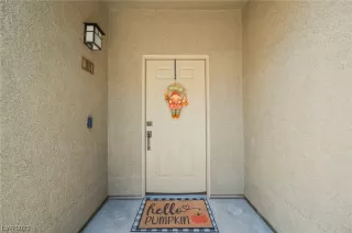 Photo #1: 2540600 Listing 