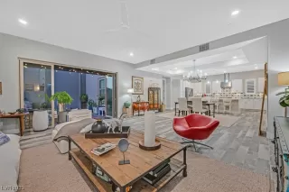 Photo #2: 2540628 Listing 