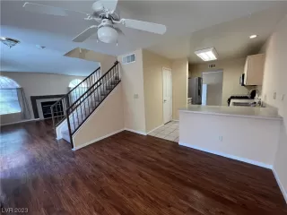 Photo #3: 2540639 Listing 