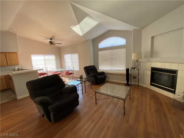 MLS: 2540643 Condo For Sale