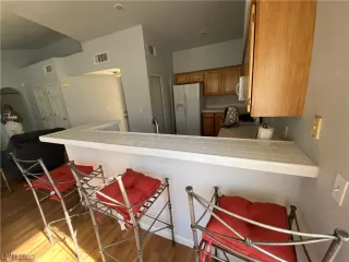 Photo #2: 2540643 Listing 