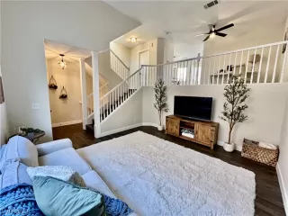 Photo #1: 2540662 Listing