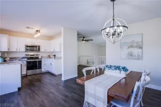 Photo #5: 2540662 Listing