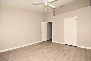 Photo #6: 2540669 Listing 