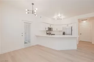 Photo #3: 2540702 Listing 