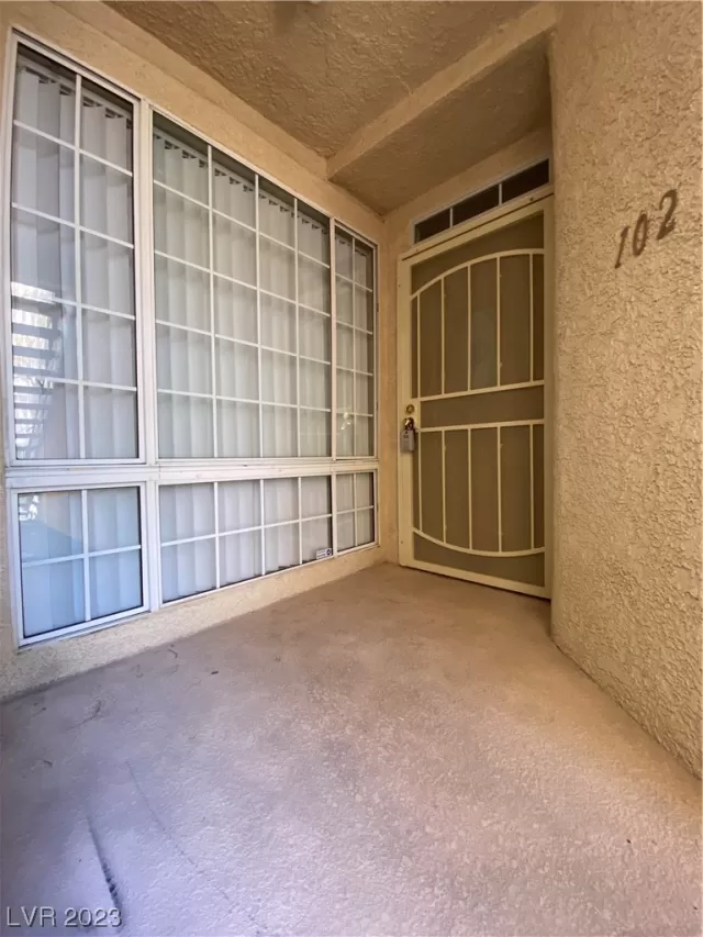 MLS: 2540729 Condo For Sale