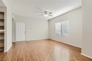 Photo #1: 2540757 Listing