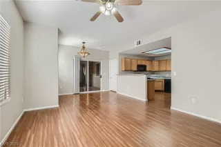 Photo #2: 2540757 Listing