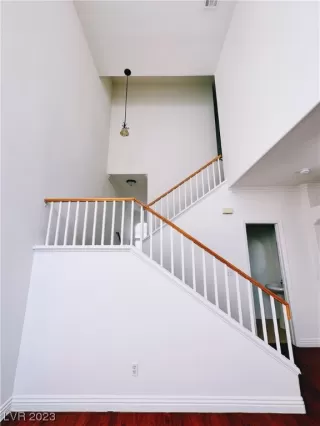 Photo #1: 2540767 Listing