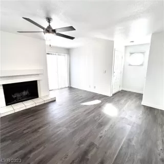 Photo #4: 2540785 Listing 